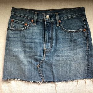 Levi’s Denim Mini Skirt